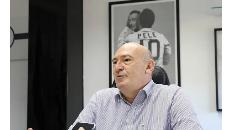 Pedro Ernesto Guerra Azevedo/Santos - Rueda expõe situação financeira do Santos