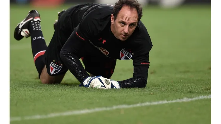 Buda Mendes/Getty Images. Rogério Ceni escreveu história como o goleiro que mais fez gols no futebol mundial