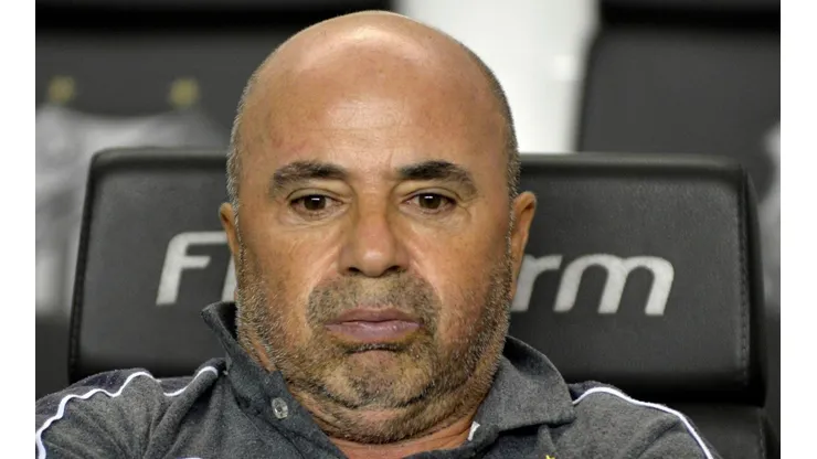Foto: Bruno Ulivieri/AGIF - Sampaoli falou sobre 2 jogadores que desejava.