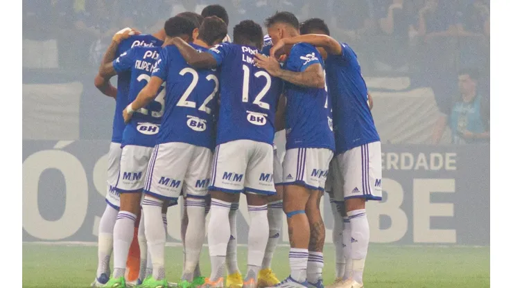 Fernando Moreno/AGIF/ Cruzeiro conquista o acesso para à Série A do Brasileirão com recorde histórico.