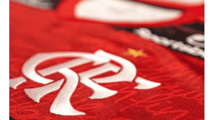 Foto: Divulgação Flamengo/ Copa do Mundo: Flamengo faz ação com torcedores para escolher camisa para o Mundial.