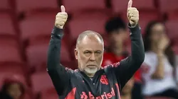 Foto: Pedro H. Tesch/AGIF - Mano pode negociar com o jogador do Palmeiras.