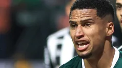 Foto: Marcello Zambrana/AGIF - Murilo acabou expulso e prejudicou o Palmeiras.