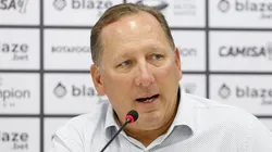 Textor fica ‘louco’ e aceita pagar caminhão de dinheiro por jogador