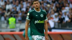 Fernando Moreno/AGIF - Pedro Raul é disputado na Série A