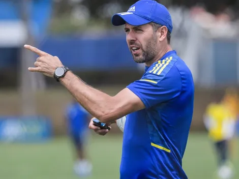 “Luta o tempo todo”; Torcida do Cruzeiro ‘dá o braço a torcer’ e se rende a queridinho de Pezzolano