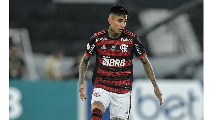 Foto: Thiago Ribeiro/AGIF - Pulgar já foi companheiro de Vidal na Seleção do Chile