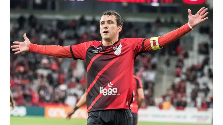 Foto: Robson Mafra/AGIF - Pablo encerrou jejum no Athletico-PR