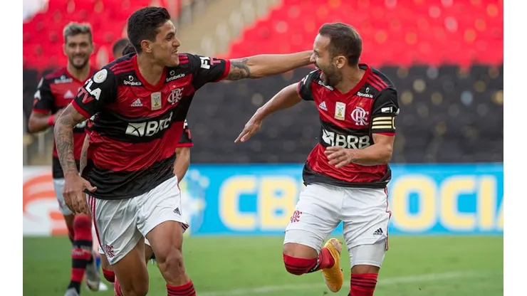 Foto: Alexandre Vidal/Flamengo - Pedro e Éverton Ribeiro, considerados titulares, entraram em segundo tempo contra o Ceará