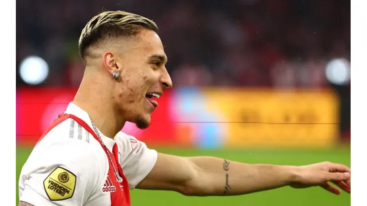 Dean Mouhtaropoulos/Getty Images/ "95 milhões de euros"; Antony entra para a lista dos jogadores mais caro na história do futebol.
