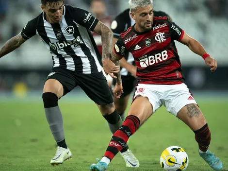 "Sabemos que..."; Vélez planeja tática personalizada para frear habilidades de Arrascaeta na Liberta