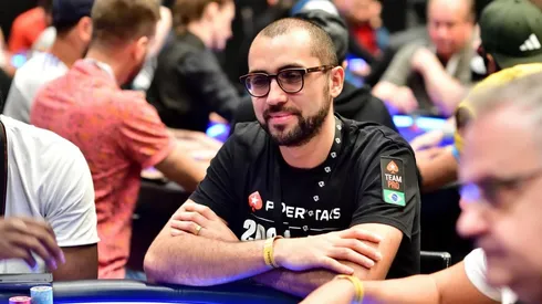 Rafael Moraes durante torneio de poker na Espanha (Foto: Tomas Stacha/PokerStars)