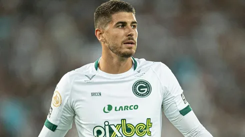 Foto: Jorge Rodrigues/AGIF | Pedro Raul recebeu propostas para deixar o Goiás