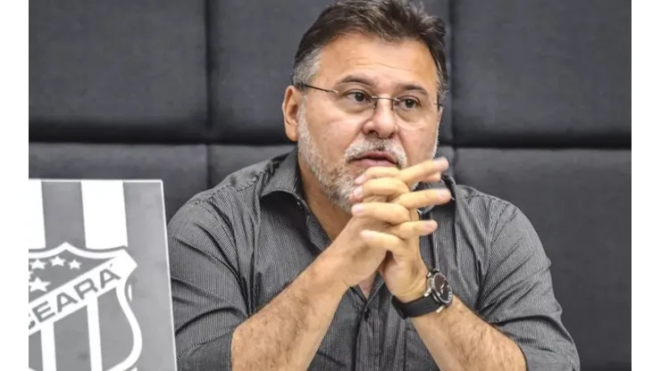 Foto: Felipe Santos/CearaSC.com - Robinson de Castro deve anunciar nome de Lucho para técnico do Ceará nas próximas horas