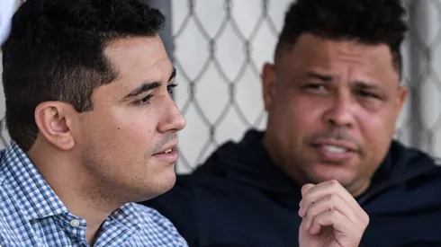 Pedro Martins expõe limpa e ‘barca’ de 16 jogadores vira economia de R$ 14 milhões