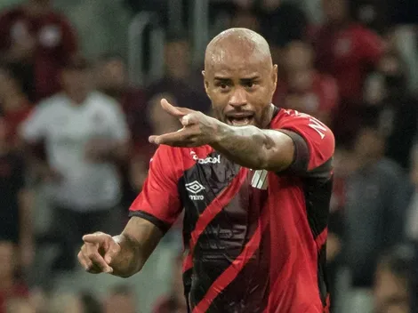 “Se você faz isso”; Thiago Heleno abre o jogo sobre ‘vilão’ do Athletico na Copa do Brasil