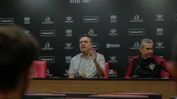 Foto: Flickr oficial do Atlético Goianiense - Adson em entrevista coletiva.