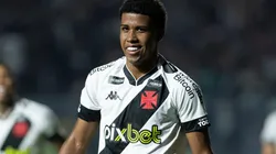 Foto: Jorge Rodrigues/AGIF - Andrey Santos: jovem do Vasco entrou no radar do rival Flamengo