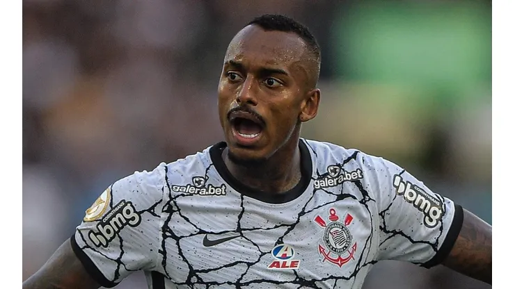 Foto: Thiago Ribeiro/AGIF - Raul deve estar entre os 11 do Corinthians.