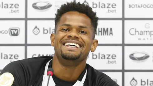 Júnior Santos faz projeção para a temporada e manda recado para os torcedores