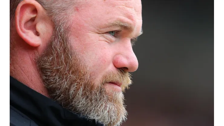 Rooney não se intimida e dá lição de moral no ego do francês Mbappé