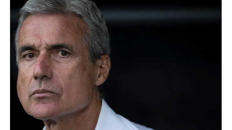 Foto: Jorge Rodrigues/AGIF - Comentarista avalia trabalho de Luís Castro e cita defeito da equipe