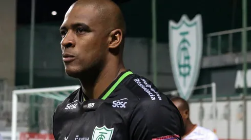 Fernando Moreno/AGIF. Jailson saiu do América-MG explicitando rixa interna com colega de elenco