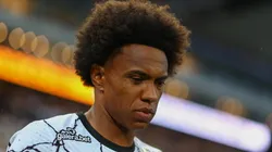 Pai de Willian não fica em silêncio e expõe futuro do meia no Corinthians