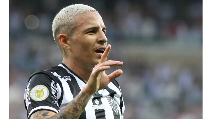 Foto: Fernando Moreno/AGIF - Arana comemorou bastante os gols do Galo no camarote do Mineirão pela Libertadores