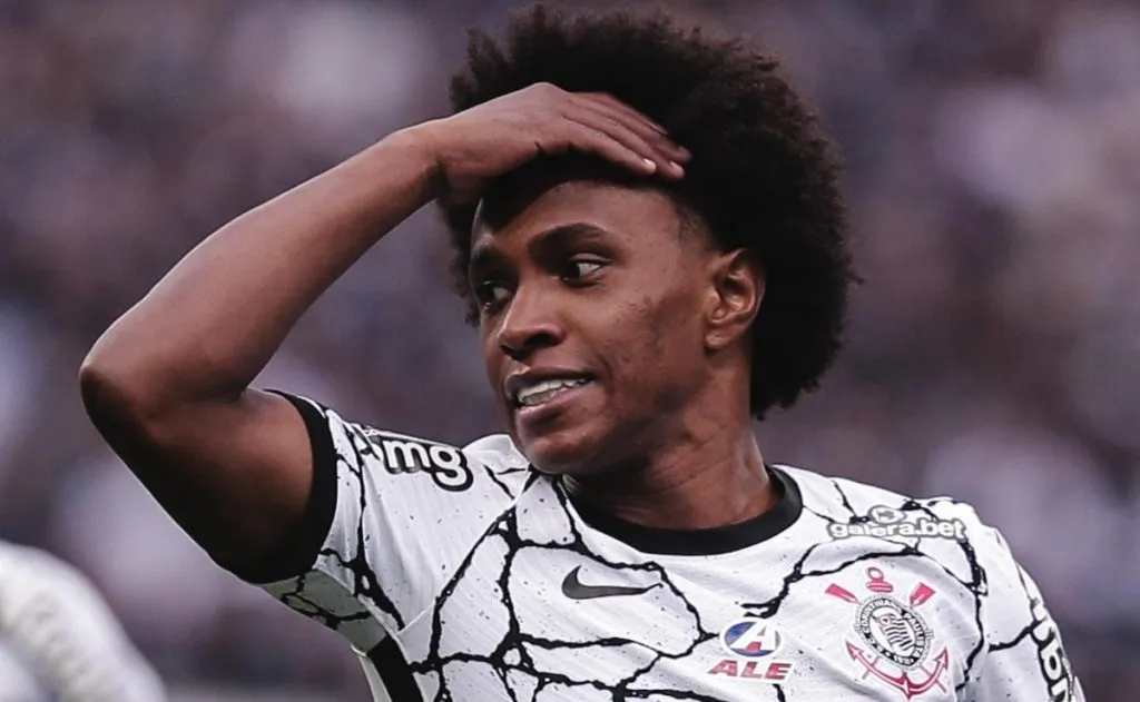 Foto: Ettore Chiereguini/AGIF - Willian teve passagem frustrante pelo Corinthians.