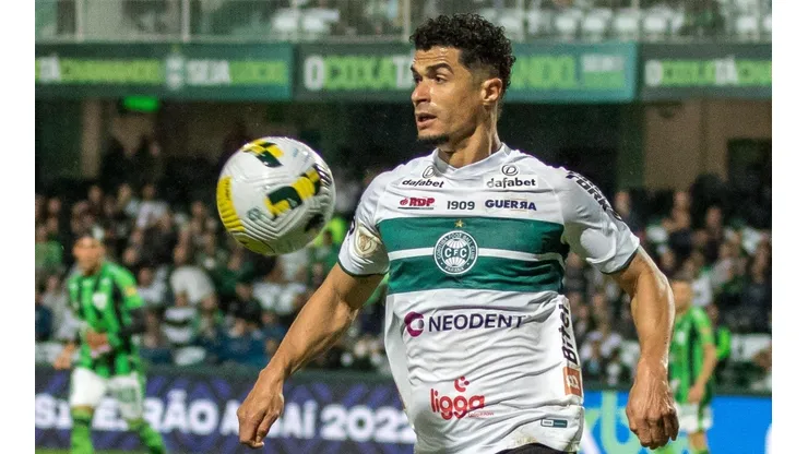 Foto: Robson Mafra/AGIF