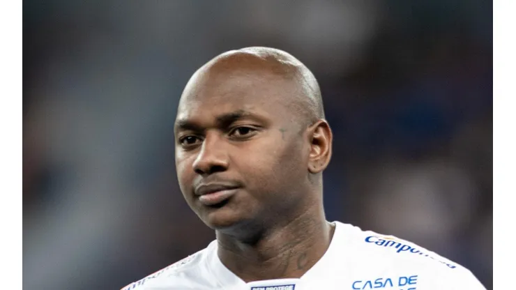 Sassá revela bastidores de saída polêmica do Botafogo e assume erro
