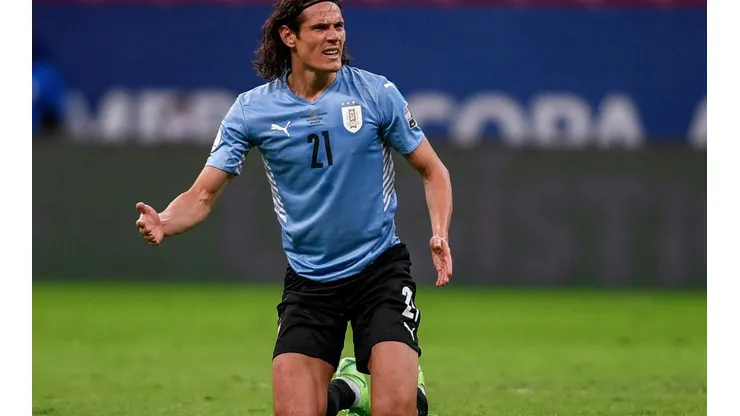 Mateus Bonomi/AGIF - Cavani volta a ser assunto no Botafogo