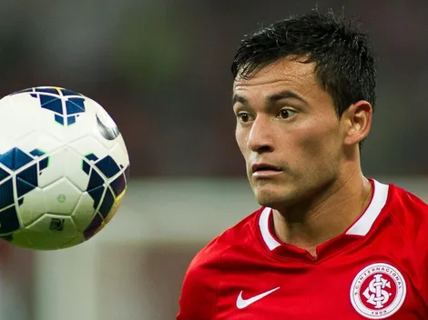 Barcellos pede a palavra e esclarece possibilidade de contratação de Aránguiz no Inter