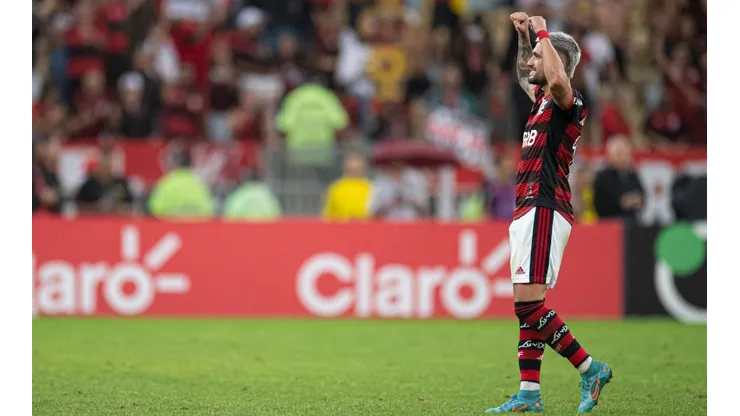 Agif/Jorge Rodrigues - Arrascaeta pode ajudar Flamengo fora dos gramados