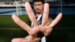 Foto: Vitor Silva/Botafogo - Adryelson é novidade em delegação do Botafogo para encarar o Corinthians