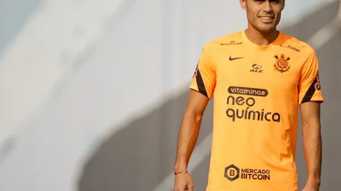 Fausto Vera em seu primeiro treino no Corinthians — Foto: Rodrigo Coca / Ag.Corinthians