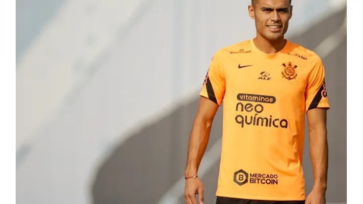 Fausto Vera em seu primeiro treino no Corinthians — Foto: Rodrigo Coca / Ag.Corinthians