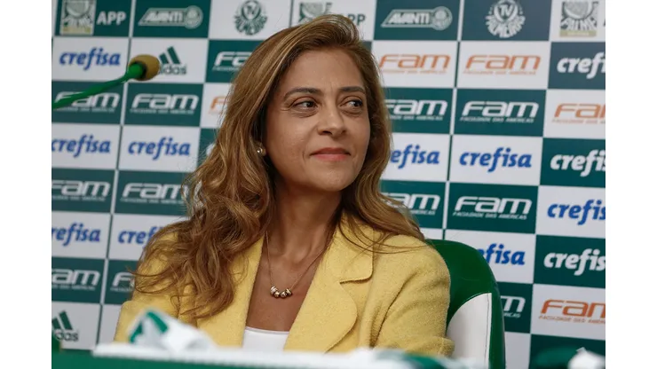 SAO PAULO - SP - 08/02/2017 - RENOVACAO DE PATROCINIO DO PALMEIRAS - Leila Pereira Presidente da Crefisa durante renovacao de patrocinio da Crefisa com o Palmeiras no CT Academia de Futebol. Foto: Marcello Zambrana/AGIF