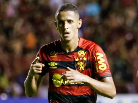 Textor não para em Luciano Juba e encaminha chegada de zagueiro de R$ 16,4 milhões