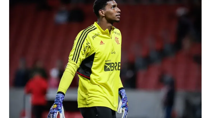 Agif/Maxi Franzoi - Hugo Souza pode estar de saída do Flamengo