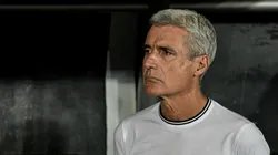 Thiago Ribeiro/AGIF/ "Essa cultura de apenas focar o resultado é um problema"; Luis Castro fala sobre postura da torcida do Botafogo após derrota.