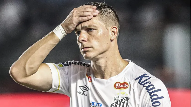 Furch é desfalque confirmado no Santos.