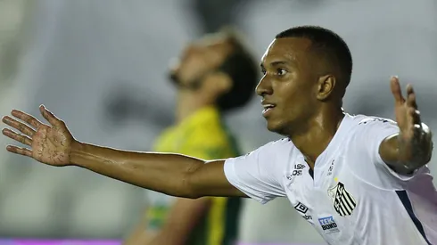 Lucas Braga tem contrato até abril de 2026, mas está prestes a ser vendido para clube do Japão