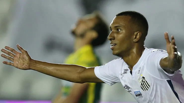 Lucas Braga tem contrato até abril de 2026, mas está prestes a ser vendido para clube do Japão