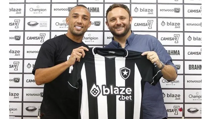 Foto: Vitor Silva/BFR - Marçal é o novo reforço do Botafogo apresentado em General Severiano
