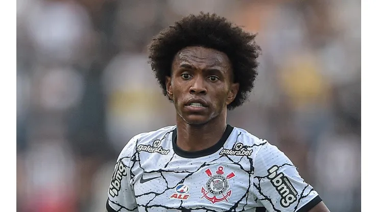 Atacante que encantou Willian é oferecido para jogar no Timão