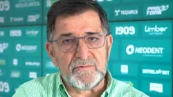 Foto: Coritiba/Divulgação - Renê Simões é avisado sobre decisão de meia desejado pelo Coxa