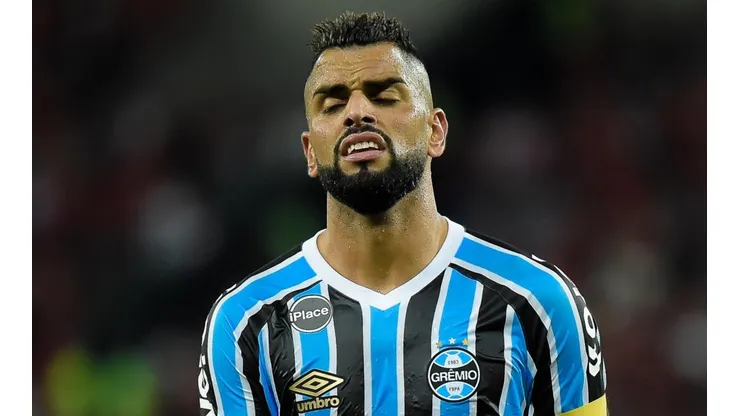 Foto: Thiago Ribeiro/AGIF - Maicon fez história pelo Grêmio.