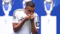 Mbappé sendo apresentado no Real Madrid. Foto: David Ramos/Getty Images